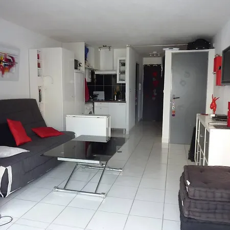Cosy Pour 4 Avec Terrasse, Piscine Et Parking Au Centre-port - Proche ! - Fr-1-723-69 Apartment Agde