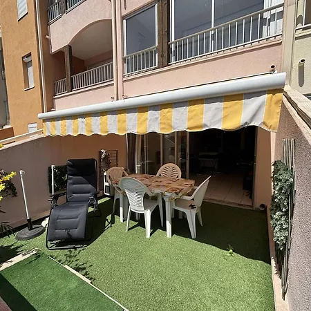 Cosy Pour 4 Avec Terrasse, Piscine Et Parking Au Centre-port - Proche ! - Fr-1-723-69 Apartment